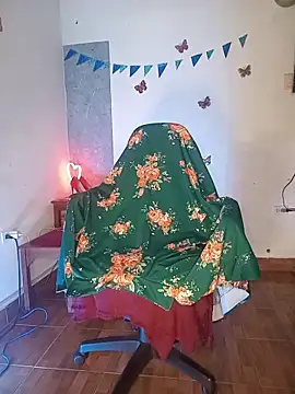 Chat XXX en directo de SharomRaw