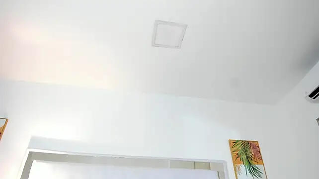 Isla_Scott - It'll be better if she's naked