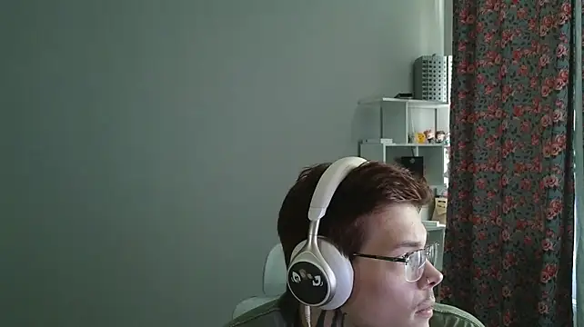 DENIS_HERE XXX чат на живо