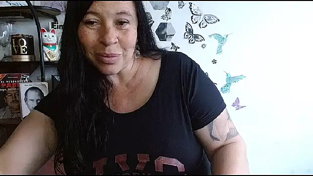 LauraMallioni Live XXX-Chat