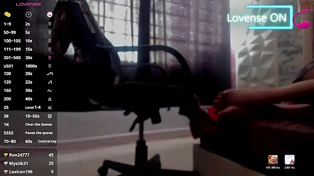Živý XXX chat Sasha_Dirty_23cm