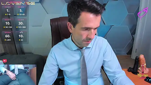 XXX chat uživo modela SteveTiger