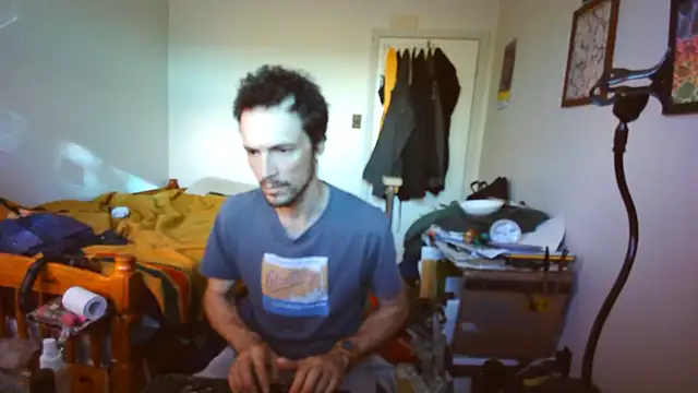 Czat XXX na żywo – JohnnyMoves