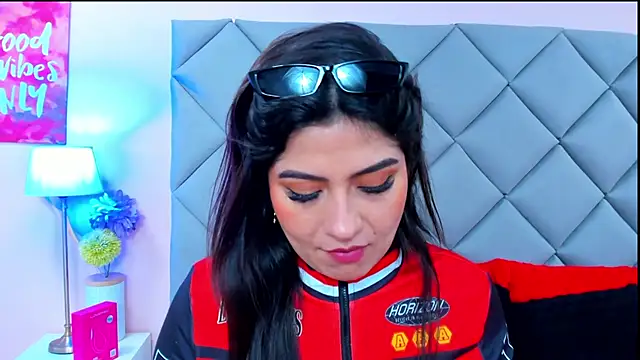 NahomyAdams 라이브 XXX 채팅