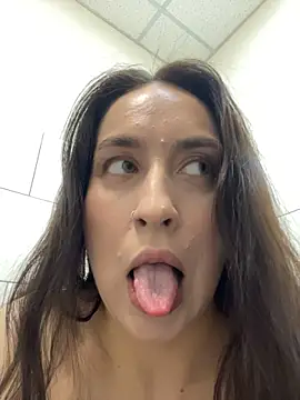 Holly_Play - topless 2 mins while reading LOUD in 📚