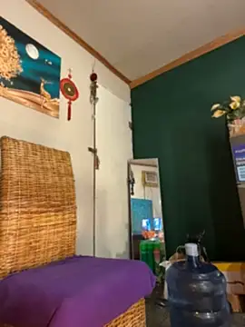 Živý XXX chat Eisheth_Zenunim_