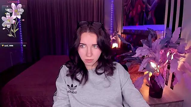TriciaSpring's Live XXX Chat