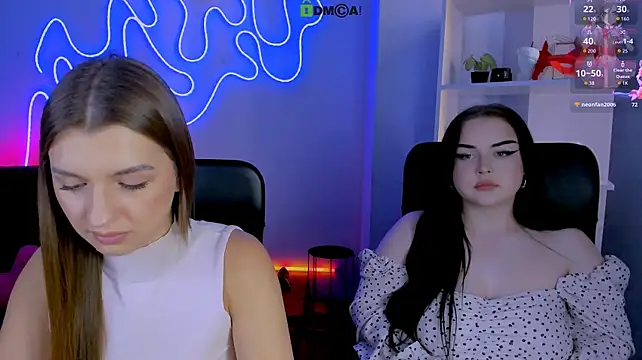 Chat +18 de bloom_night ao vivo