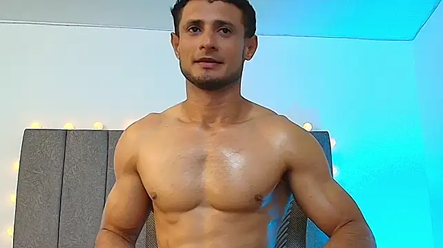 Chat +18 de Adonys_Lewis_ ao vivo