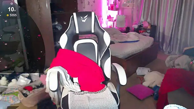 Kira_honeyy - oil tits