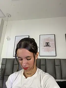Živý XXX chat JuliaColemann