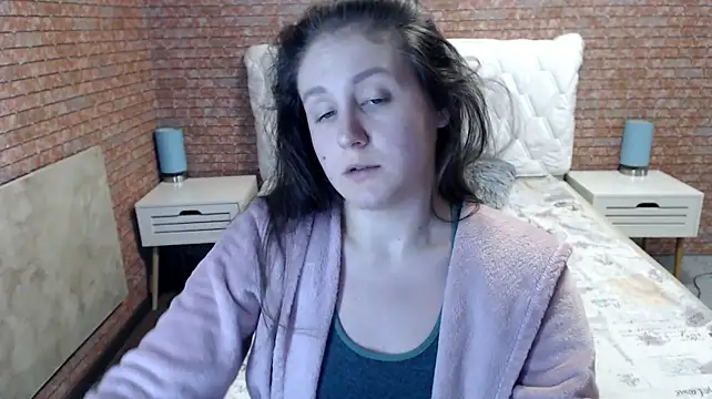 Holliy_Cooper Live XXX-chat
