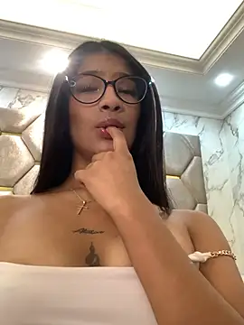 Chat +18 de Chloe-palmer ao vivo