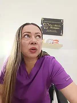 XXX chat uživo modela _Dentist-Madisson_04