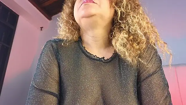 Mercedes_valverde - Show zoom ass grande 🥵
