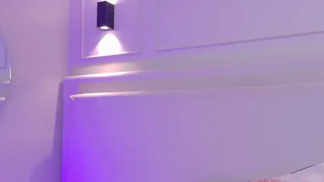 Živý XXX chat NaomiKlarc