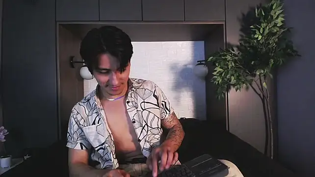 Andy_Joy_ Chat XXX live