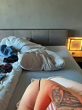 Nora-love - 1 Finger in die Pussy👉🏻
