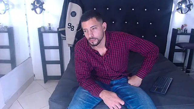 โชว์เว็บแคมของ Cris_LaCobra_