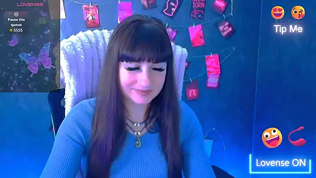 Czat XXX na żywo – Violla_My