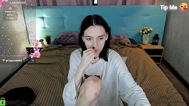 Lesi_Moonie01 - show ass