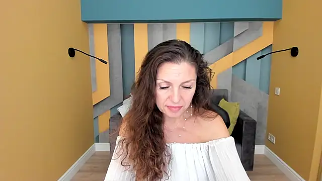 EllaLong Adlı Modelin Canlı XXX Sohbeti