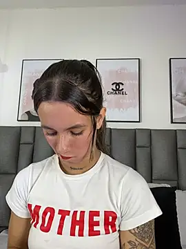 Chat +18 de JuliaColemann ao vivo