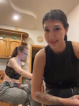 RussianGirls_ live XXX chat