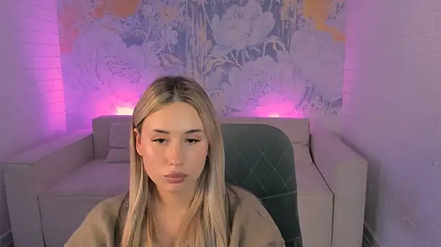 BettyRemz Chat XXX in diretta