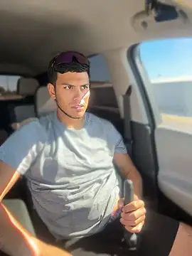 צ'אט XXX בשידור חי של StrokingDaddy4