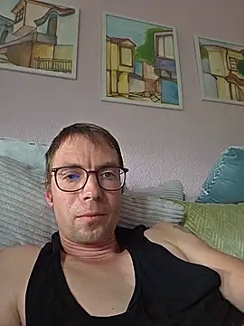 צ'אט XXX בשידור חי של Schnubby1