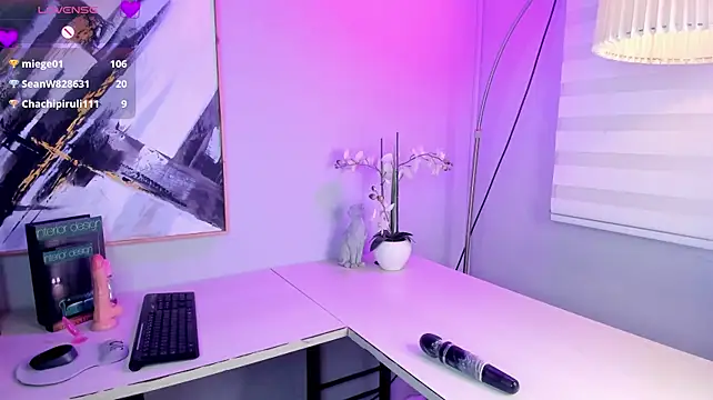 Kiara_goldd - oil my ass