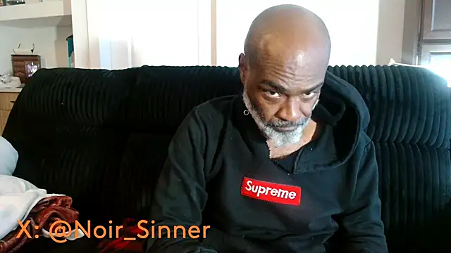 Онлайн чат XXX sinnernoir