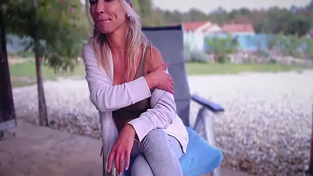Yourguiltypassionn - SQUIRT EXPLODEEEE