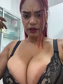 แชท XXX สดของ Sara-77