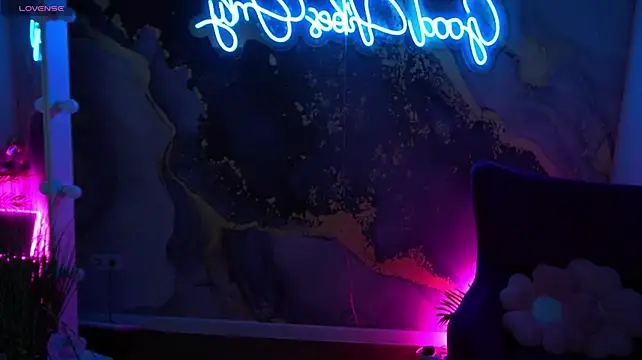 Živý XXX chat TinyNatalie