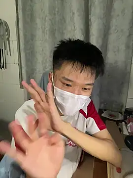 Zhang_yiovo 现场XXX聊天
