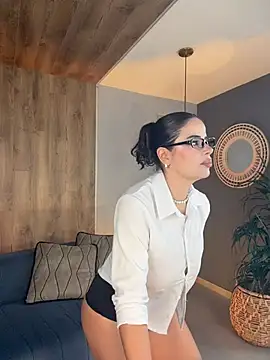 KateSunder XXX чат на живо