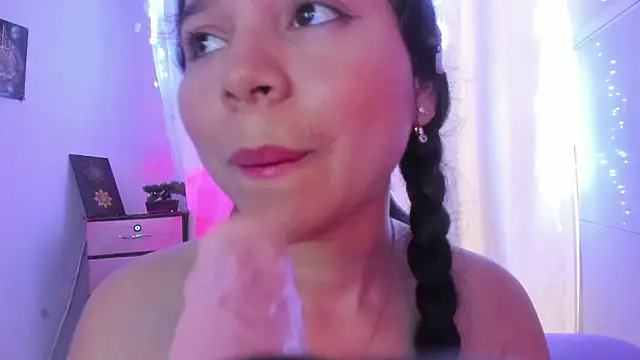 Milly-Way live XXX chat