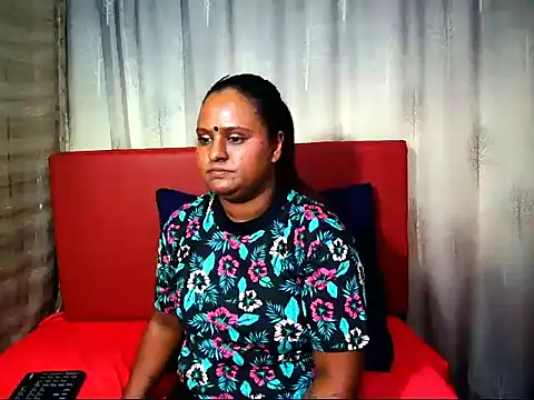 Indian_sunshine Adlı Modelin Canlı XXX Sohbeti