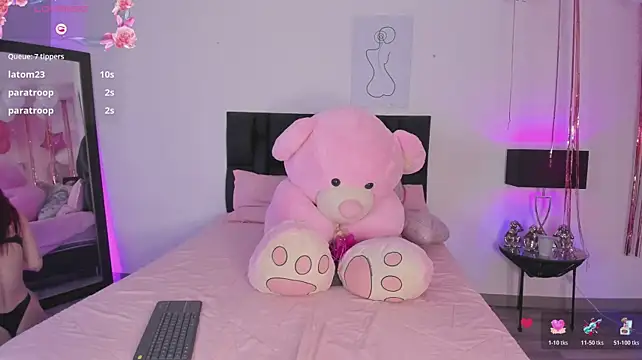 SaradaParker's Live XXX Chat