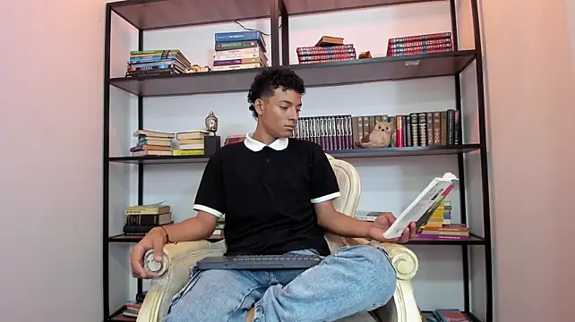 XXX chat uživo modela Jake_Noir