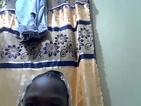 XXX chat uživo modela black_eebbony