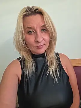 Chat XXX ao vivo de KaylinJan