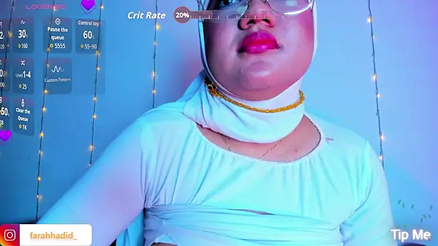Maisa_issa - spread asshole and rub