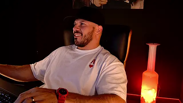 AngeloEric live XXX chat