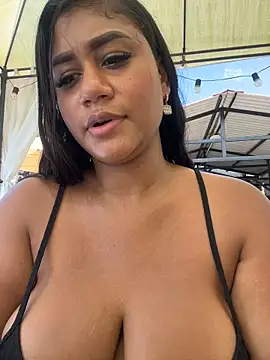 Chat +18 de NayTorres ao vivo