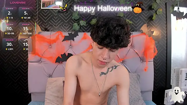 Axel__Evans Live XXX Chat
