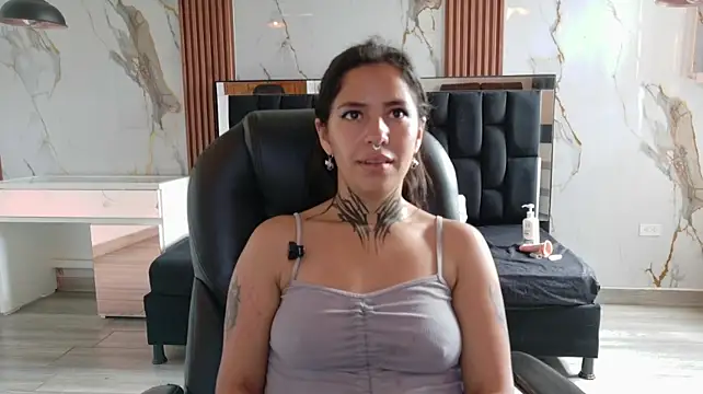 Catarina_a - Show tits