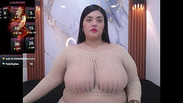 Chat +18 de AmandaRousel ao vivo